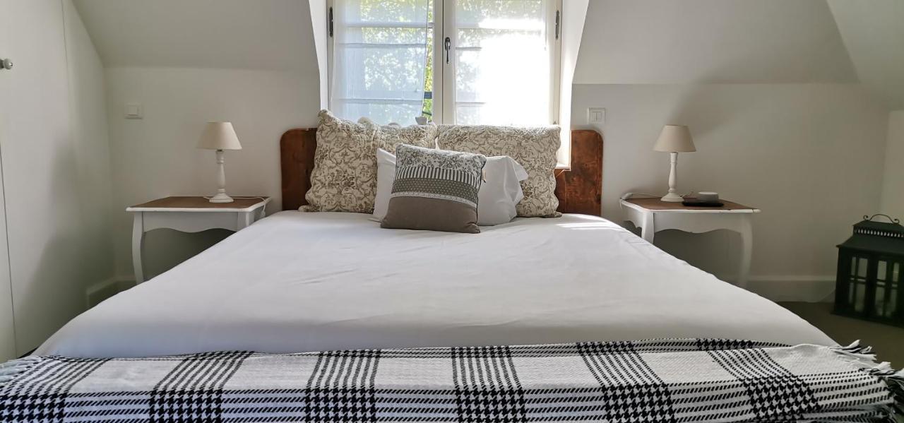 Bed and Breakfast La Demeure Du Goupil Brissac-Quince Экстерьер фото