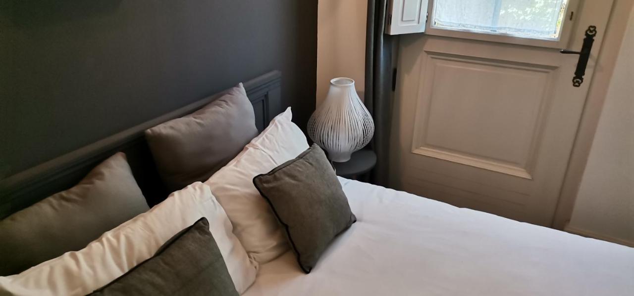 Bed and Breakfast La Demeure Du Goupil Brissac-Quince Экстерьер фото