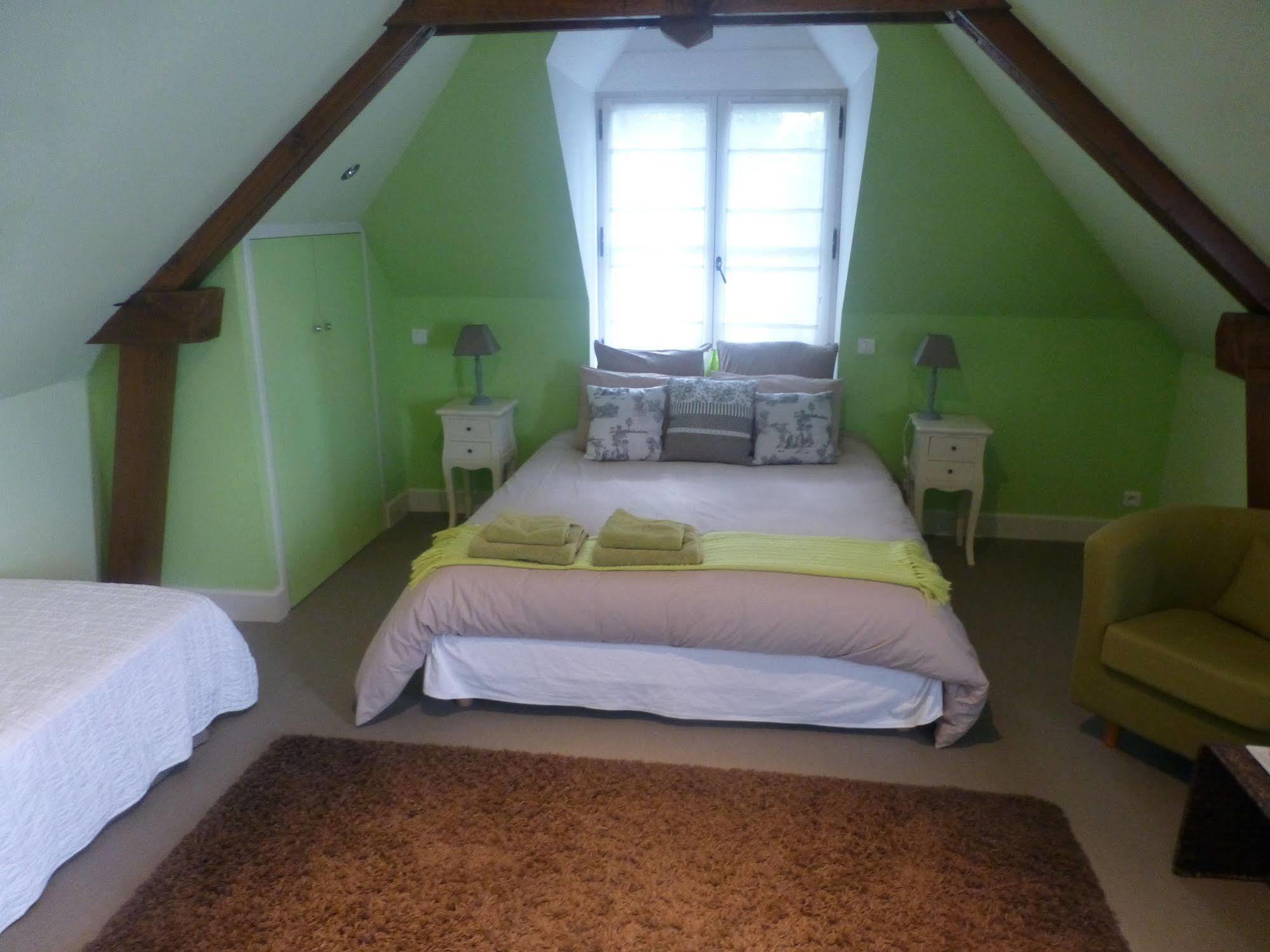 Bed and Breakfast La Demeure Du Goupil Brissac-Quince Экстерьер фото