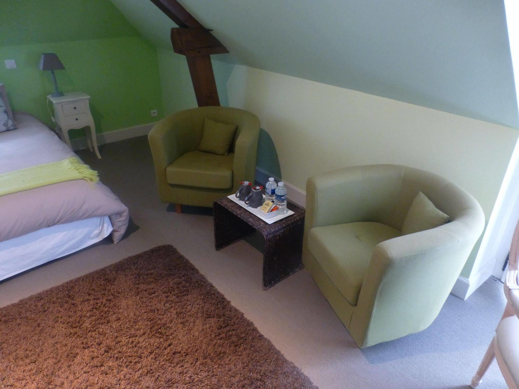 Bed and Breakfast La Demeure Du Goupil Brissac-Quince Экстерьер фото